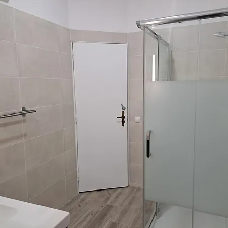 Guest house Amigos Sempre - *